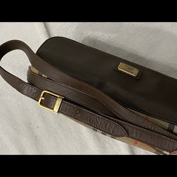VINTAGE Burberrys Crossbody Bag - Picture 7 of 9